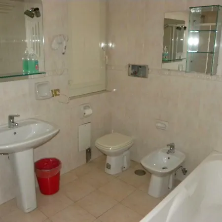 Nuovo Diana Hotell 2*